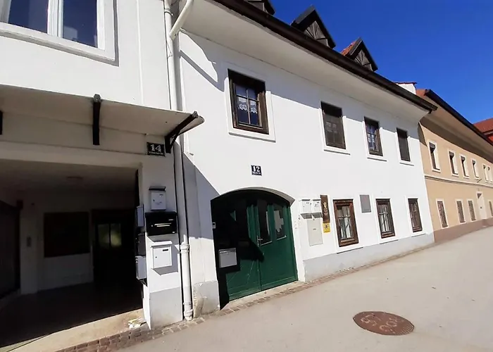Fassbinder Klause Mit Mini-Terrasse
