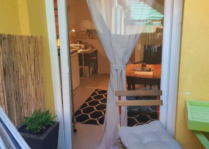 Fassbinder Klause Mit Mini-Terrasse